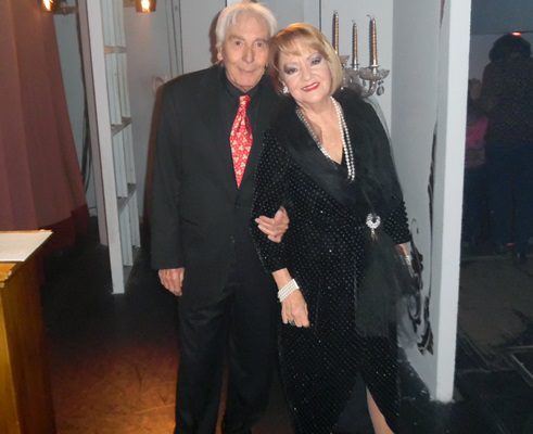 Claudio García Satur, Mercedes Carreras y una historia de amor laubfal