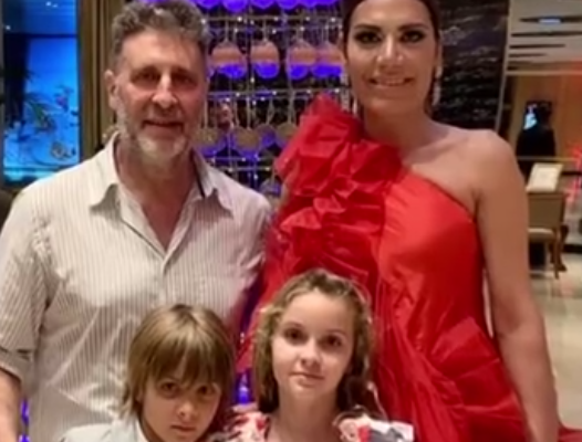 Flor De La V Orgullosa De Sus Hijos Laubfal